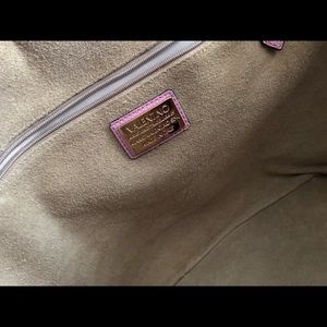 One used only Valentino bag original...